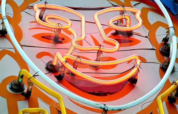 HARRIS NEON #1 (Lincoln Highway Pittsburgh PA)