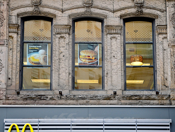 URBAN SCENE #3 (Lincoln Highway Pittsburgh PA)