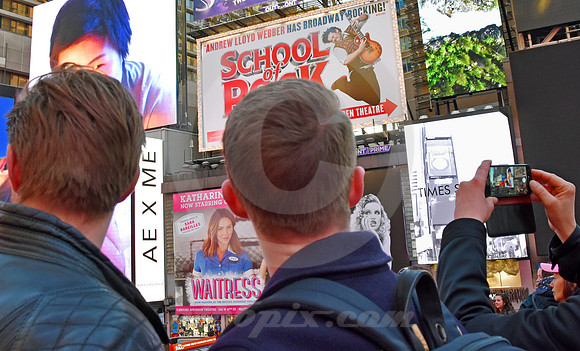 TIMES SQUARE #1084 (Lincoln Highway New York)