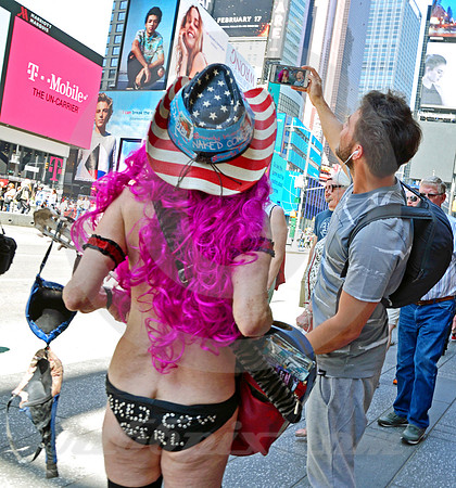 TIMES SQUARE #33 (Lincoln Highway New York)