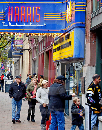 HARRIS NEON & CROWD (Lincoln Highway Pittsburgh PA)