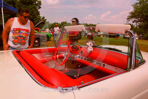 T-BIRD CONVERTIBLE AND ADMIRER ('56) (Rt 66 Vinita OK)