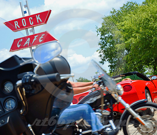 ROCK CAFE TRAFFIC (Rt 66 Stroud OK)