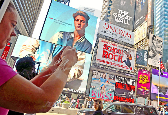 TIMES SQUARE #221 (Lincoln Highway New York)