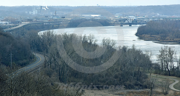 MISSOURI RIVER (St Joseph MO)