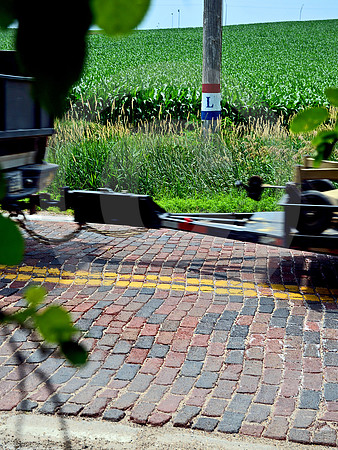 TRAILER HITCH ON BRICK (Lincoln Highway Elkhorn NE)