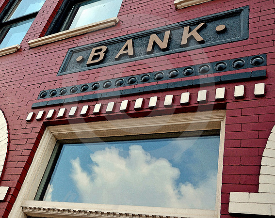 BANK & CLOUD (Lincoln Highway Woodbine IA)