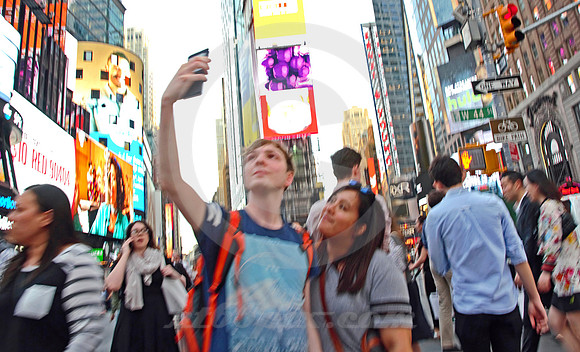 TIMES SQUARE #1400 (Lincoln Highway New York)