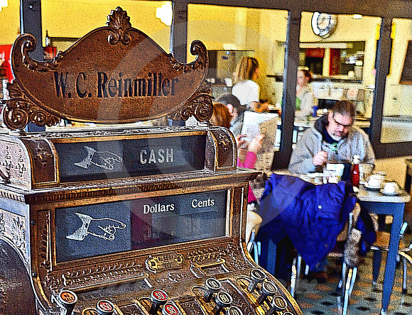 PALM CAFE REGISTER (Rt 66 Atlanta IL)