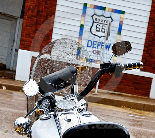 MOTORCYCLE IN RAIN (Rt 66 Depew OK)
