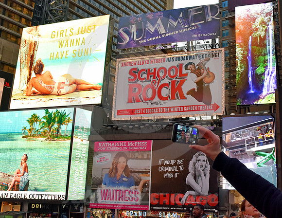TIMES SQUARE #661 (Lincoln Highway New York)