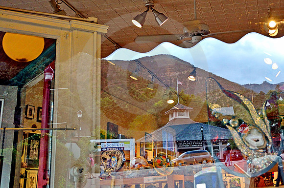 COLORADO ARCHITECTURE #39 (Manitou Springs CO)