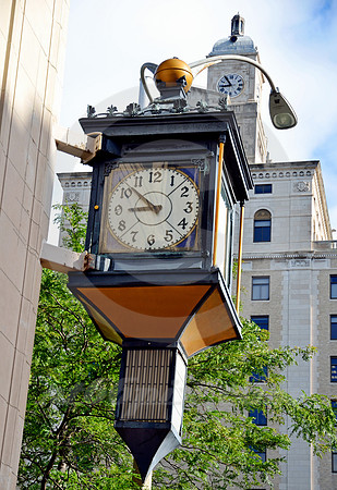 TWO CLOCKS (Davenport IA)