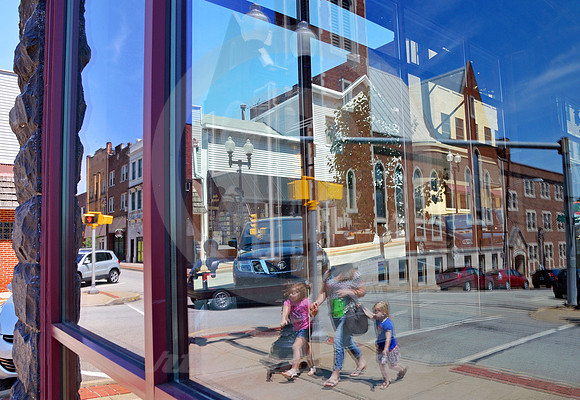 THE CROSSING (Lincoln Highway Greensburg PA)