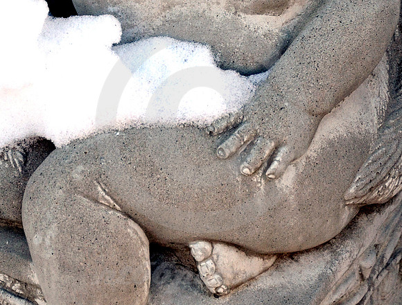 CHERUB IN SNOW (National Road Effingham IL)
