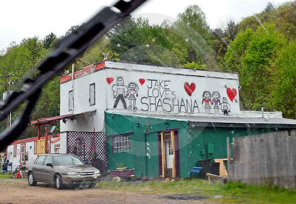 JAKE LOVE'S SHASHANA (Lincoln Highway nr Gettysburg PA)