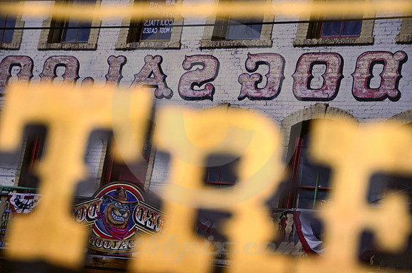RED DOG (Virginia City NV)