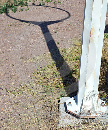 FULL-SERVICE SHADOW (Lincoln Highway Urie WY)