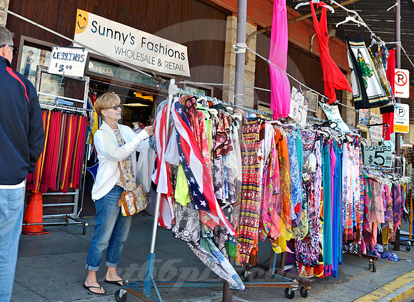 SUNNY'S FASHIONS (Lincoln Highway Pittsburgh PA)