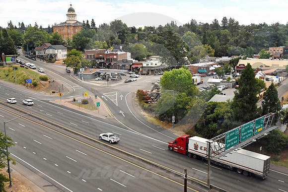 TRAIN VIEW #2 (Lincoln Highway Auburn CA)