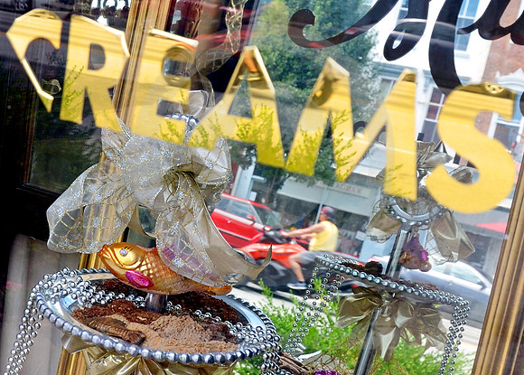 URBAN SCENE #67 (Madison IN)