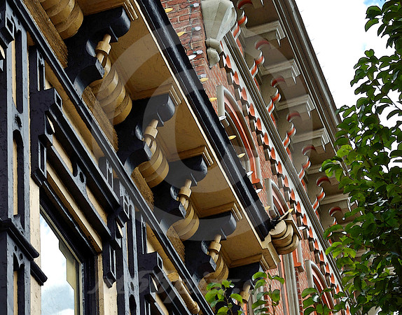 URBAN SCENE #28 (Madison IN)