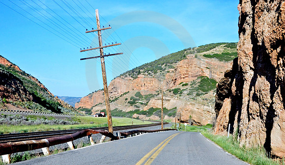 ROCK & HARD PLACE (Lincoln Highway Echo Canyon UT)