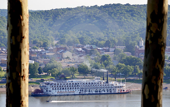 STEAMBOAT #10 (Madison IN)