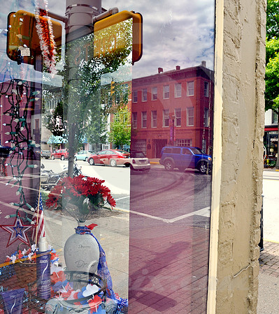 URBAN SCENE #33 (Madison IN)