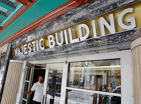 MAJESTIC BUILDING (San Antonio TX)