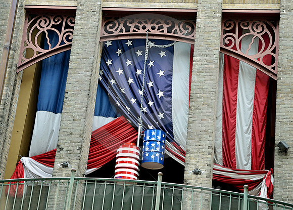 TWIN FLAGS #2 (San Antonio TX)