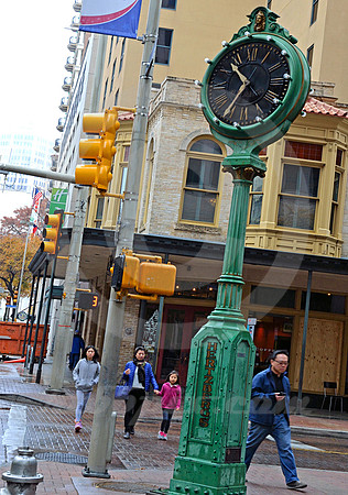 HERTZBERG'S CLOCK #1 (San Antonio TX)