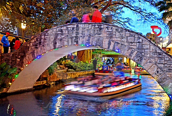 URBAN SCENE #60 (San Antonio TX)