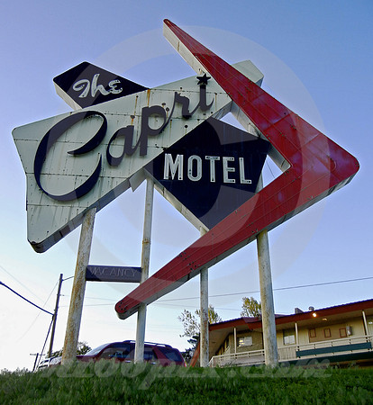 1958 CAPRI MOTEL SIGN (Joplin MO)
