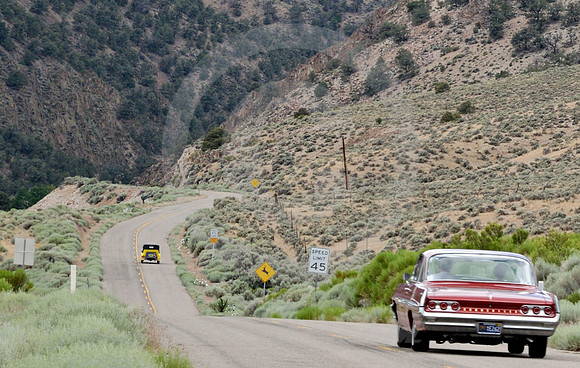 FOLLOWING DISTANCE (Lincoln Highway nr Austin NV)