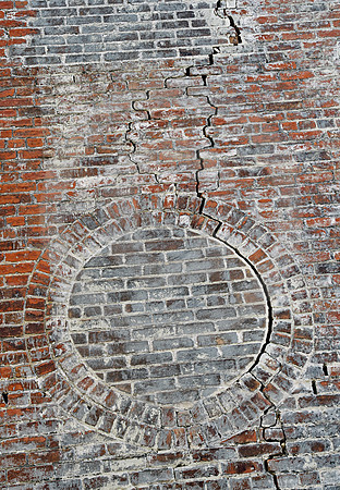 CRACKED BRICK (Natchez Trace Natchez MS)