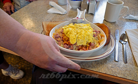 THE BREAKFAST SPECIAL (Lincoln Highway Belle Plaine IA)