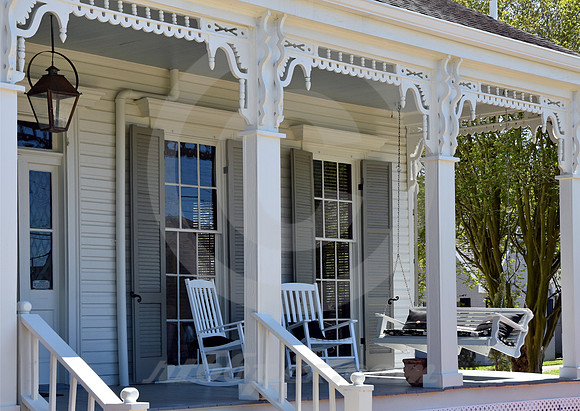FRONT PORCH (Donaldsonville LA)