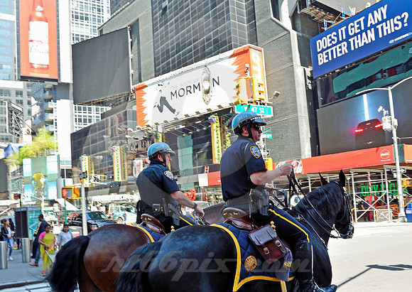 TIMES SQUARE #22 (Lincoln Highway New York)