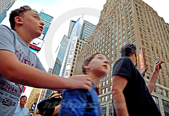 TIMES SQUARE #35 (Lincoln Highway New York)
