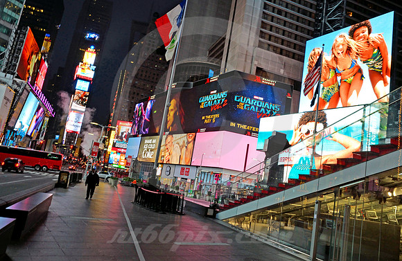 TIMES SQUARE #176 (Lincoln Highway New York)