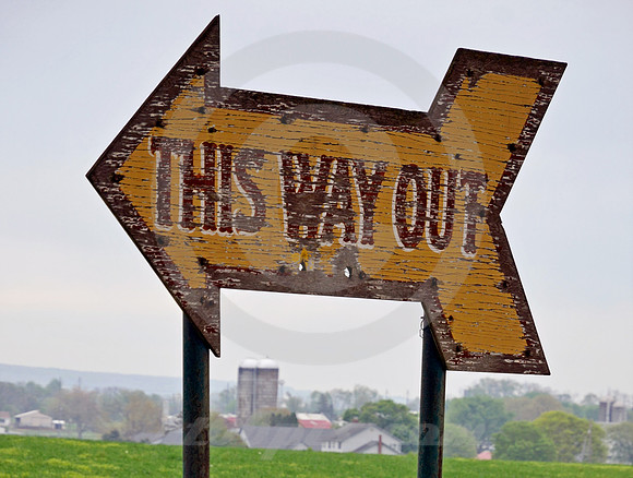 THIS WAY OUT (Lincoln Highway Soudersburg PA)