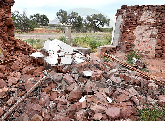 IMPLODED WALL (Rt 66 Montoya NM)