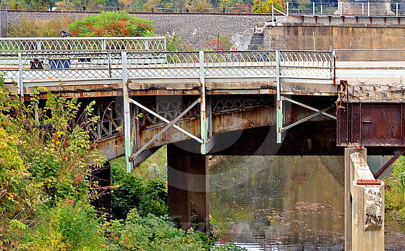 IRON BRIDGE (National Road Brownsville PA)