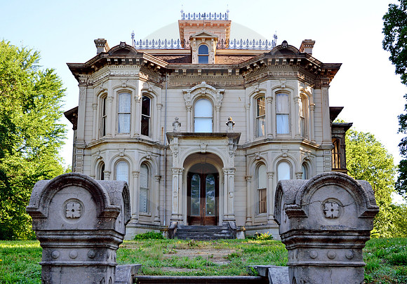 URBAN SCENE #23 (St Joseph MO)