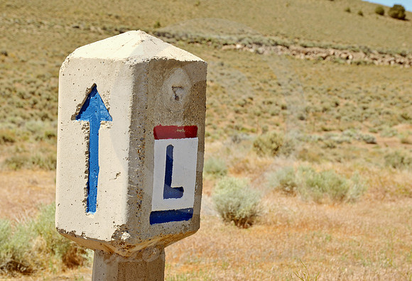MARKER & OLD ALIGNMENT (Lincoln Highway nr Eureka NV)