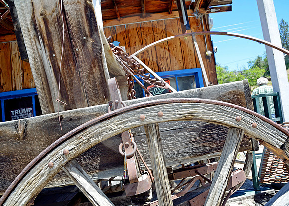 WAGON & BAR (Lincoln Highway Austin NV)