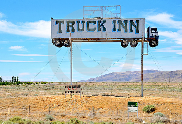 TRUCK INN (Lincoln Highway Fernley NV)