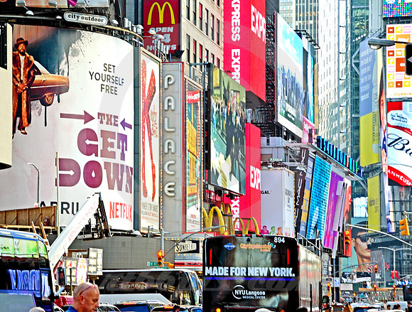 TIMES SQUARE #253 (Lincoln Highway New York)