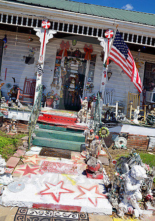 FOLK ART HOME #2 (Natchez Trace Natchez MS)